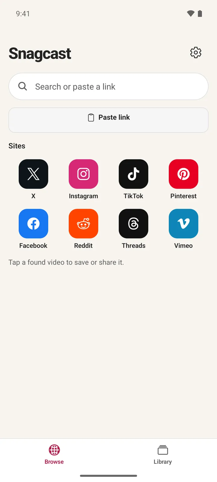 Snagcast's start page on Android: a search box, Paste link and site tiles.
